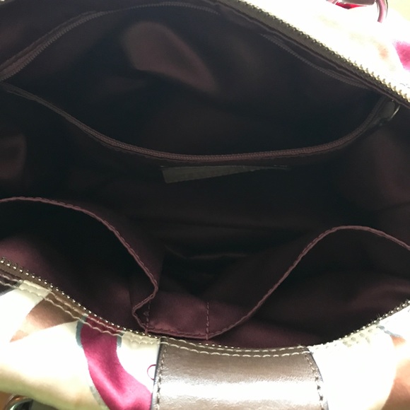 Authentic Coach Purse - Picture 4 of 8